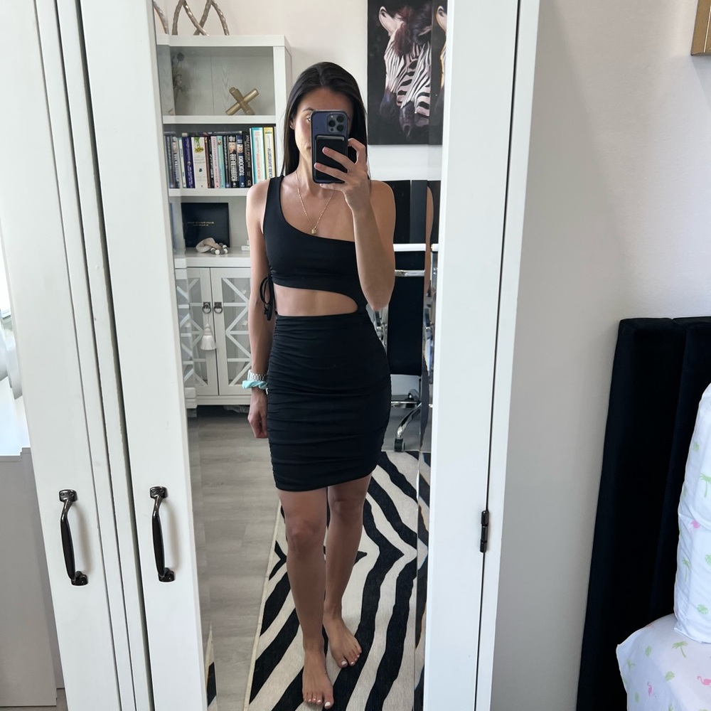 Black One-Shoulder Cutout Dress
